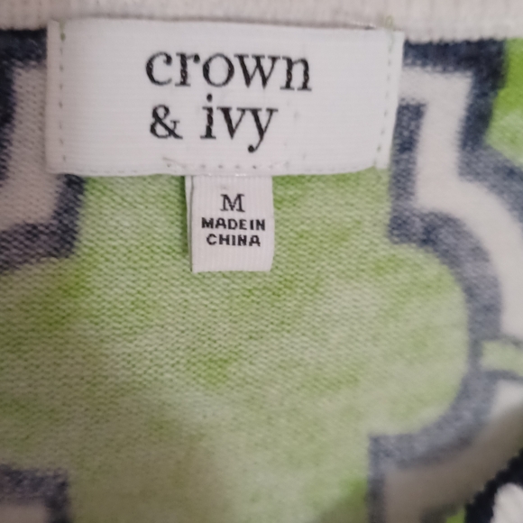 Crown & Ivy green/white design, button front, long sleeve cardigan. Size Medium. - Picture 4 of 4